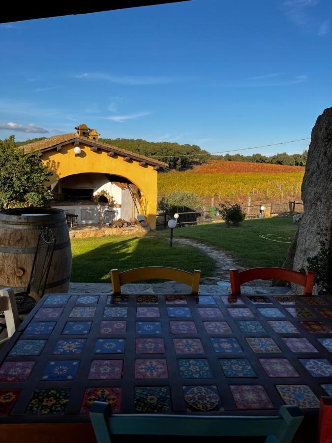 Cantina Perandria Monti Buitenkant foto